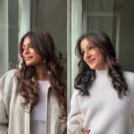 Namrata Shirodkar Instagram - Twinning beauties ♥️ #daughters @sitaraghattamaneni @anoushkaranjit