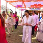 Namrata Shirodkar Instagram – Temple visit… A day for prayers, blessings and gratitude 🙏🙏Vattem… A place of calm, serenity and powerful energies which surround us and most importantly the presence of God energy 🙏🙏The warm hospitality & the beauty of Vattem village and its people made me feel at home and at peace! ❤️

Spending time at the Gaushala was such a calming experience…Thank you #DevenderReddy garu for inviting me and allowing me to experience this beautiful place!