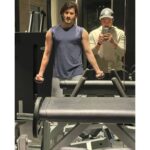 Namrata Shirodkar Instagram - 🔥🔥🔥🔥 #Repost @urstrulymahesh ・・・ Arm day!! 💪