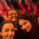 Namrata Shirodkar Instagram – “Good food, great laughs, and the best company! 🍽️🎉 Grateful for fun-filled dinners . #FoodieGang #GoodTimes #DinnerLaughs” Mayfair London