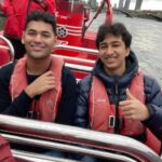 Namrata Shirodkar Instagram – Good vibes happen on the tides!! We love speedboating!! 🚤 

@sitaraghattamaneni 
@gautamghattamaneni 
@zarxavier 
@_amanjoshua_
