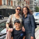 Namrata Shirodkar Instagram – Day off ♥️♥️♥️#family #friends #london Knightsbridge