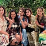 Namrata Shirodkar Instagram - A typically expected fun night with the fun girls of hyd!!! Timeout and time found .. here’s to many such more ones .. ♥️♥️♥️♥️♥️our own new forum 🤪🤪🤪love you girls 🥰🥰🥰