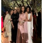 Namrata Shirodkar Instagram - Diwali vibes, good times and unforgettable memories... a magical soiree!! #DiwaliNights #FestiveFever#