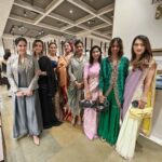 Namrata Shirodkar Instagram - An evening well spent! Congratulations to @officenitaambani and @ishaambani for launching the @swadesh_online flagship store in Hyderabad. @officenitaambani @ishaambani @reliancefoundation @mirzasaniar @jayeshranjan @shilpareddy.official @sudhareddy.official @diabhupal @krishnabhupal @pvsindhu1 @lakshmimanchu @viranica @mickeycontractor