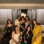 Namrata Shirodkar Instagram - About last night...Diwali done right with the coolest bunch!! Thanks @alwaysramcharan & @upasanakaminenikonidela for being the best hosts! ♥️ Happy Diwali folks!! Wishing you all a phenomenal one filled with love and light. 🪔✨ #DiwaliNights #Diwali2023 PC 📸: pic 5 @sskarthikeya you're a genius... Can't get more dramatic than this 😂😂😂 Hyderabad