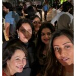 Namrata Shirodkar Instagram - Diwali vibes, good times and unforgettable memories... a magical soiree!! #DiwaliNights #FestiveFever#