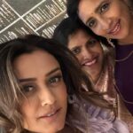 Namrata Shirodkar Instagram - Welcoming the Diwali season with amazing people and our exceptional hosts, #KrishnaReddy and @sudhareddy.official. No one could've done it better than you Sudha! What a fabulous evening! Thank you for having us over. ❤️✨