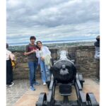 Namrata Shirodkar Instagram – A journey through time!! Exploring #EdinburghCastle… and its intricate architecture!! #Scotland 🏴󠁧󠁢󠁳󠁣󠁴󠁿🏰

@urstrulymahesh @gautamghattamaneni @sitaraghattamaneni Edinburgh Castle Scotland