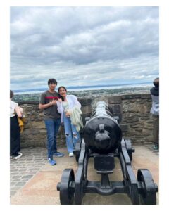 Namrata Shirodkar Instagram - A journey through time!! Exploring #EdinburghCastle... and its intricate architecture!! #Scotland 🏴󠁧󠁢󠁳󠁣󠁴󠁿🏰

@urstrulymahesh @gautamghattamaneni @sitaraghattamaneni
