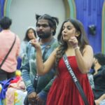 Namratha Gowda Instagram - We buy plates to eat, but never eat the plates.. Namratha energises the Bigg Boss house, but never loses energy 💃 Let's keep our finger's crossed that she should not be nominated this week as well!!💕 @colorskannadaofficial @officialjiocinema #namratha #namrathagowda #fans #bbk10 #1stcontestant #muchlove #trending #IndianActress #instafam #relentkreationz