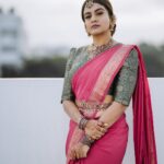 Namratha Gowda Instagram - Endless love for Mysore silk sarees. 🙈 Makeup and hair: @ck_studios26 @makeupby_tejashwini Jewellry: @thespatika PC: @umesh__photography___
