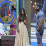 Namratha Gowda Instagram - You never want weekends to end!! @colorskannadaofficial @officialjiocinema Assisted by: @likitha_suresh_ Outfit:@rithithedesignstudio #bbk10 #biggboss #season10 #colorskannada #jiocinema #namarathagowda #kicchasudeep #relentkreationz