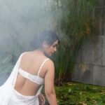 Nandini Rai Instagram – “Feeling ethereal in this white saree! ✨🤍 #ElegancePersonified #GracefulVibes #WhiteSareeLove #SareeSwag #ClassicLook”