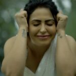 Nandini Rai Instagram – Embrace the elegance and #purity of a #white #saree , effortlessly capturing the essence of grace and #sophistication ! 🤍

Let its pristine #beauty weave a #story of timeless #charm as you #dance through #life , exuding grace and allure! 🫶🏻😍

#WhiteSareeLove #ElegancePersonified #timelesscharm #nandinirai