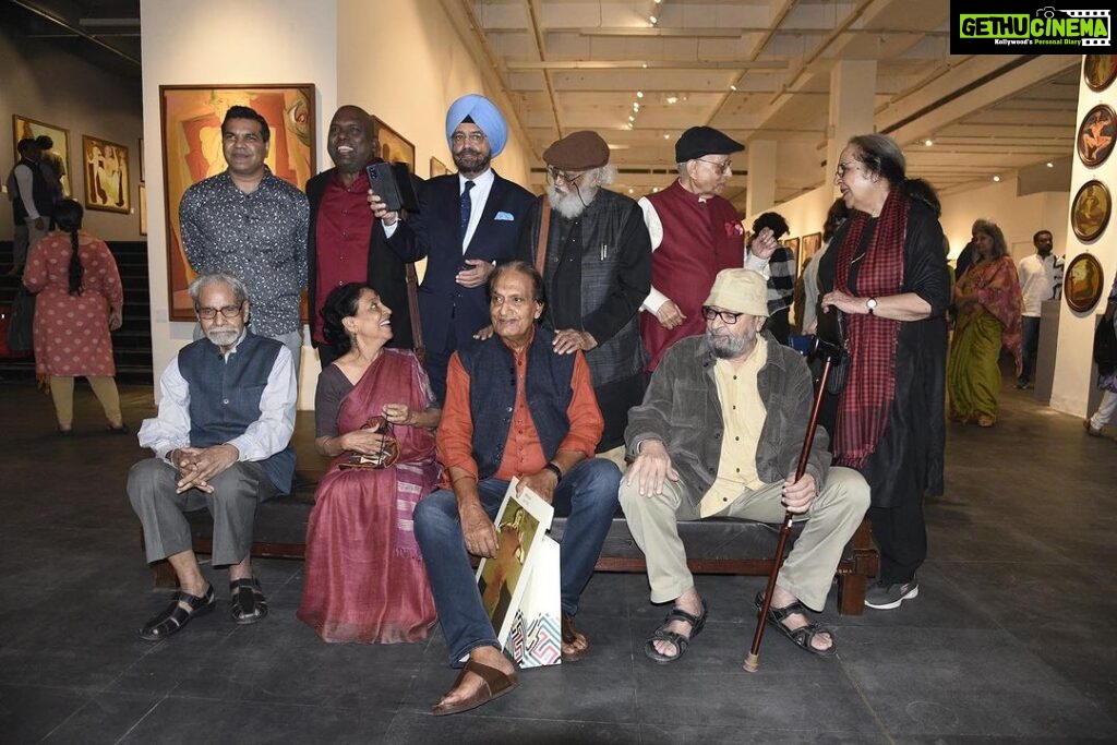 Nandita Das Instagram - The show opened to a packed and discerning crowd. It was a unique birthday for me! If in Delhi any time in the next two months, do see the exhibition @ngma_delhi. A glimpse of 60 years of an artist’s work. #jatindas