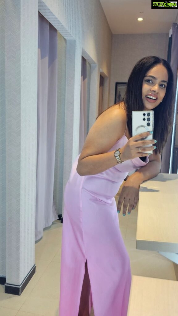 Nandita Swetha Instagram - FIT CHECK Wearing @coverstoryfsl light pink maxi dress Little broad neck not everyone be comfortable with it. Do a trial and buy #coverstory #gown #pink #fitcheck #nanditaswetha #nandita