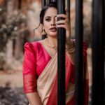 Nandita Swetha Instagram – A piece of art ❤️❤️❤️

Saree from @lotus__collections
Jewellery from @showrys_jewels 

Shot by @pgraphyofficial 
Makeup @artistry_by_kavana 
Hair @makeoverby_nethrachethan 
.
Saree from @lotus__collections
Jewellery from @showrys_jewels 

#saree #handpainted #whitesaree #sareeideas #actress