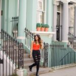 Natasha Doshi Instagram - Well, if you think about it, life itself is candid right…what do you think? Yes or no? 🐒 📸 - @mamun4444 . . . . #wednesdaywisdom #musings #photogram #theactressdiary #natashadoshi #photooftheday #london #londondiaries #throwback #takemeback #rippedjeans #portraitphotography #candidphotography #instadaily #allsmiles #fashion Notting Hill