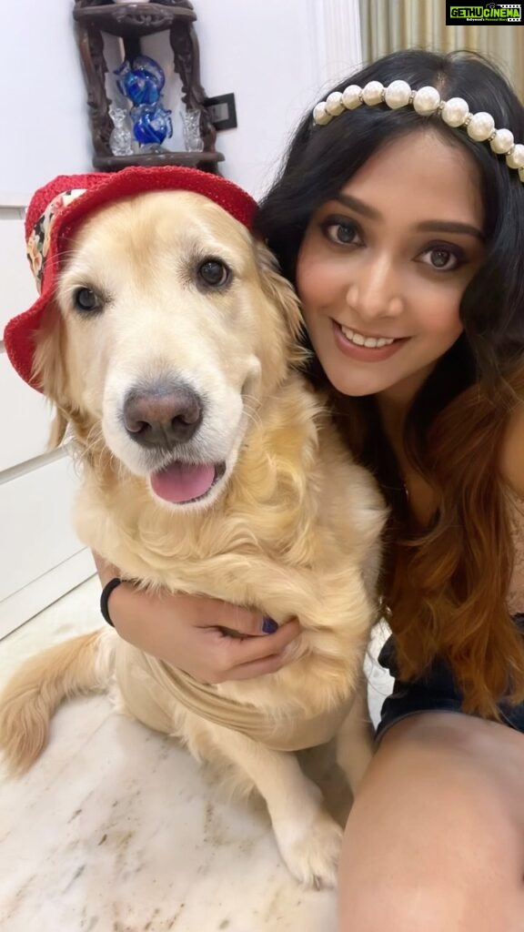 Natasha Doshi Instagram - Baby, I love you still & you know I always will ❤ Happy birthday to the best good girl in the whole world @noraathegoldieprincess 🐶 May you always be as happy as the happiness you bring to everyone in the world 🥰🧿 Ps - stop growing up so quickly Norii 🥺 . . . . #happybirthdaynoraa #dogmom #goldenretriever #petsofinstagram #pamperedpets #noraathegoldie #noraa #natashadoshi #dogreels #feelitreelit #love #dog #cutestgoldens #myheart #instareels #lovelikenoother Mumbai, Maharashtra
