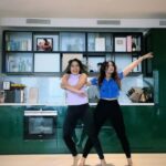 Natasha Doshi Instagram - The one with the routine with my favorite human @doctor.veena ❤️💃🏻 . . . . #feelitreelit #friends #monicaandross #theroutine #friendstvshow #instareels #dance #dancereels #fridayvibes #reelsinstagram #explore #sisterlove #bestfriends #happy London, United Kingdom