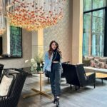 Natasha Doshi Instagram – Get out there, live a little 🐥🧡
#takemeback #london #photogram #theactressdiary #natashadoshi #londonlife #londoncity #travelgram #photooftheday #allsmiles #happygirlsaretheprettiest #happy London, United Kingdom