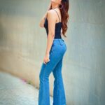 Natasha Doshi Instagram - Nothing shakes a smiling heart 🥰 I hope something unexpectedly good happens to you this week ❤️ . . #theactressdiary #natashadoshi #happyheart #allsmiles #happygirlsaretheprettiest #smileplease #photoshoot #portraitphotography #photogram