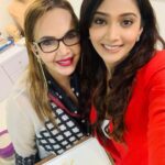 Natasha Doshi Instagram - #Lategram : to learning from the best & the pioneer of medical cosmetology in India. @drjamunapai it’s been an absolute honour & privilege to learn from you 👩🏻‍⚕️ 💉 Your aura is really magnetic. Thankyou for making me fall in love with medical cosmetology & aesthetics ☺️❤️ #MedicalCosmetologist #CosmeticPhysician #DrDoshi #Cosmetology #SkinCare #BeautyDoctor #MedicalAesthetics #FacialAesthetics #CosmeticMedicine #Beauty #Aesthetics Mumbai, Maharashtra