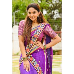 Natasha Doshi Instagram - Introducing Dhanalakshmi ☺️
Dhanalakshmi is a sweet, simple Telugu ammayi who finds joy in the little things of life. 
She has been such a beautiful, innocent character to portray. Super happy to share that she will be seeing you in a theatre near you soonest! ❤️🎞 
#kotalarayadu #telugucinema #theactressdiary #natashadoshi #theheroinejourney #tollywood #hyderabad #telugumovie #teluguammayi #happygirlsaretheprettiest #allsmiles