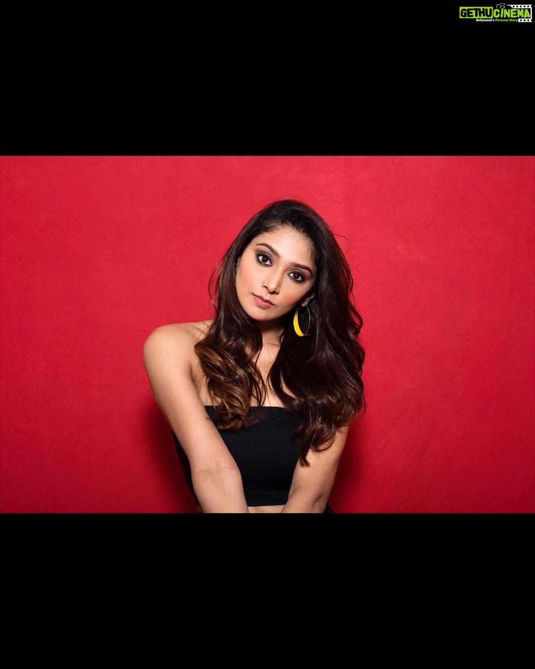 Natasha Doshi Instagram - Now serving : Dr. ND photo-buffet π± . . . . #mood #facedump #theactressdiary #natashadoshi #photogram #photoshoot #blacklove #photooftheday #instadaily #thatdoublelife #dowhatyoulove Mumbai, Maharashtra