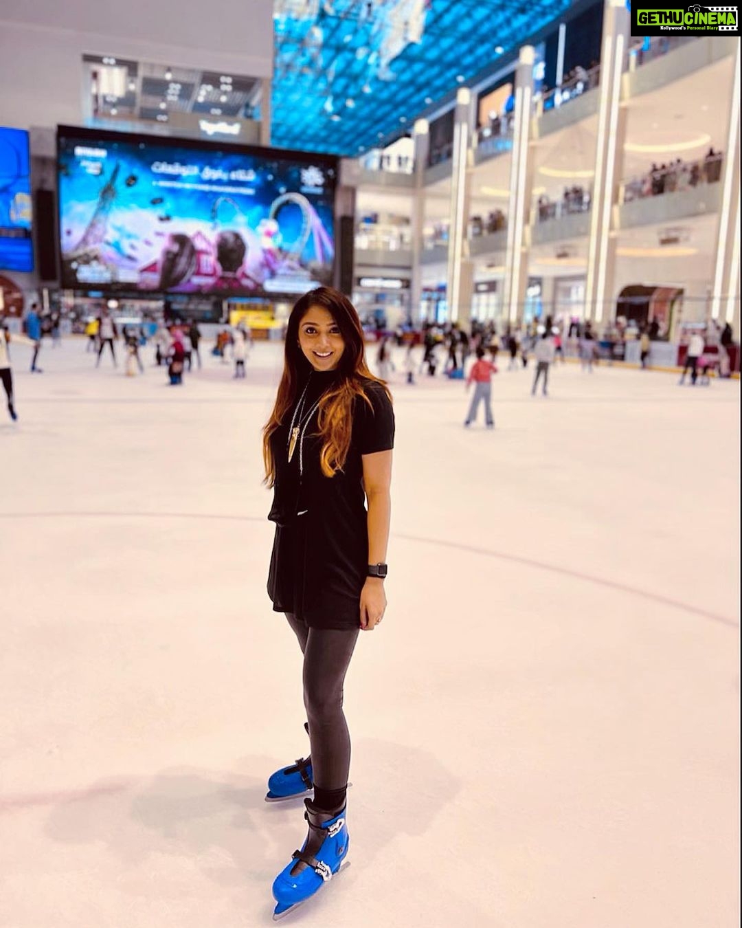 Natasha Doshi Instagram - As the year ends, here’s reminiscing something I tried for the first time in my life, ice skating. Here’s aiming to try & experience many other things for the first time in the coming new year. Here’s to keep moving forward, opening new doors & doing new things. Here’s to trying. Trying is always enough ☺️🛼👯‍♀️ Ps - this was so much fun & falling on the rink really isn’t 🙊 Signing off 2021. See you on the other side. Have a safe one! 😷 Much love, ND ❤️ #iceskating #dubai #takemeback #dubaimall #skatergirl #theactressdiary #travelgram #natashadoshi #decemberdaily #allsmiles #happygirlsaretheprettiest #bye2021