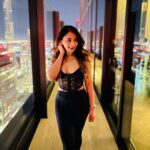 Natasha Doshi Instagram - Oh Friday, let me hug you 🫂 . . . . #allsmiles #fridayvibes #friyay #theactressdiary #natashadoshi #london #takemeback #happygirlsaretheprettiest #londondiaries #fakecandid #blackonblack #allblackeverything #photooftheday #rooftop #photogram