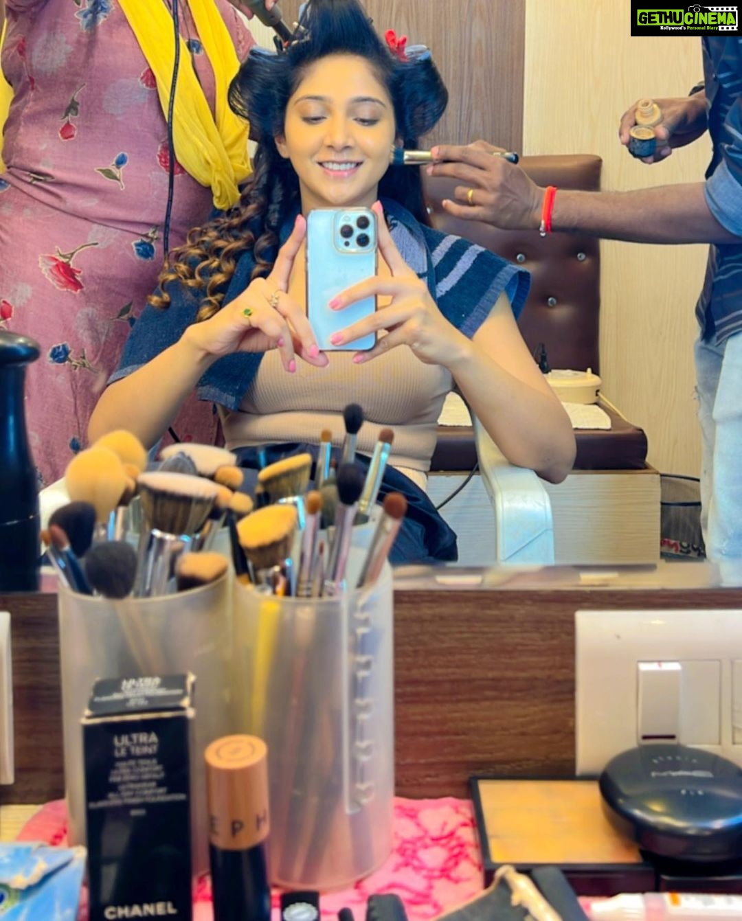 Natasha Doshi Instagram - Stepping into the new year, presenting title of my next π₯ Happy New Year π May the new year be filled with lots of love, positivity & hope βΊοΈ Much love, ND. . . . . #telugucinema #tollywood #newtitle #annoucement #theactressdiary #natashadoshi #hyderabad #telugumovie #telugu #movies #photooftheday Hyderabad