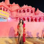 Natasha Doshi Instagram – Ellavarkkum Onam Ashamsakal from this half Malyali girl to all my beautiful Mallus everywhere 🥰🌸
.
.
.
.
#happyonam #mallugram #theactressdiary #natashadoshi #onam #kerala #onamspecial #onam2022 #photooftheday #allsmiles #happyheart Mumbai, Maharashtra