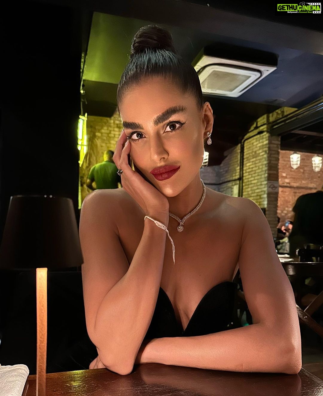 Nathalia Kaur Instagram - 🥀 Pappagallo Cucina