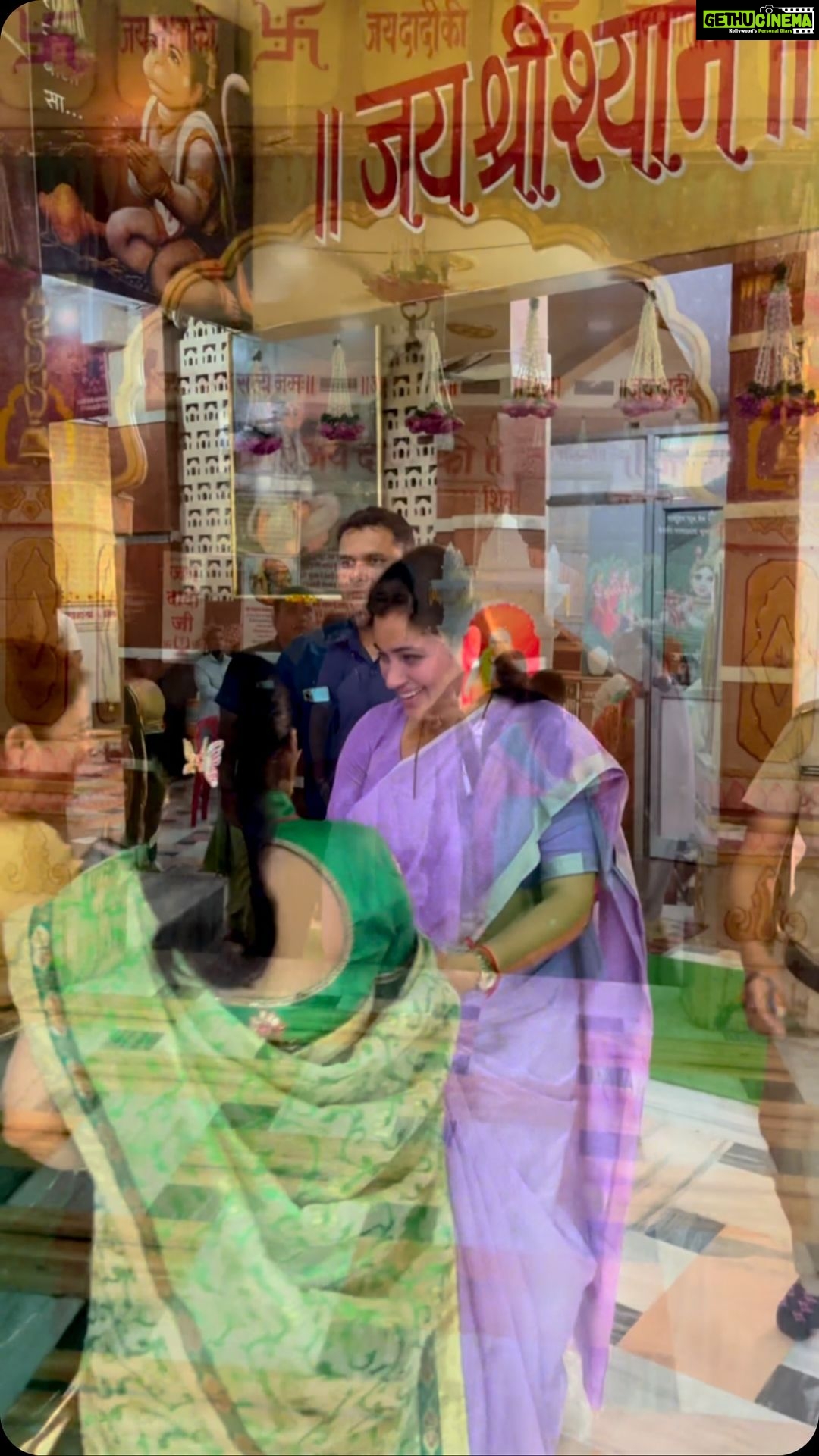 Navaneet Kaur Instagram - नवरात्रीच्या हार्दिक शुभेच्छा..