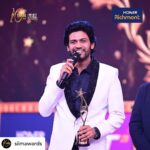 Naveen Instagram - A little kid from an average middle class family had a dream to be an actor one day. Today that kid won his first big BEST ACTOR award. Dreams do come true. If you are willing to walk a path of hardships , hungry days and sleepless nights. At the end of it there is a Best Actor award :) Have to thank @swapnaduttchalasani @nag_ashwin @priyankacdutt @anudeep.film for trusting me with #JathiRatnalu. It was an honour to play Jogipet Srikanth. This one is for each and every one of you , my audience my family . You made this happen ❤️❤️❤️ This belongs to you guys too. Thank you @siimawards for this absolute honour #siima #BestActor Posted @withrepost • @siimawards The super funny and talented @naveen.polishetty has won the Best Actor in a Leading Role - Critics (Telugu) Award for his memorable performance in Jathi Ratnalu.