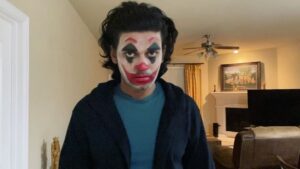 Naveen Instagram - Happy Halloween 🎃 Decided to have fun as one of my favorite characters of all time THE JOKER played by my fav actor #joaquinphoenix 
#halloween #halloweencostume #joker