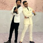 Naveen Instagram - Apna time aa gaya :) What a surreal week this has been. To receive my first big Best Actor award and to share this moment with the people that inspired me to dream big ❤️ One of the greatest artists we have @ranveersingh aka “Bengaluru ke daamad “ with “Banjara Hills alludu“ :) #siima #jathiratnalu