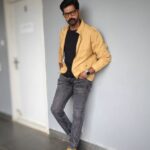Naveen Chandra Instagram - Oh na madhu oh na madhu . Promotion's vibes ✨️ #MonthofMadhu Oct 6th in cinemas. Trailer soon !!! 🥁🥁🥁