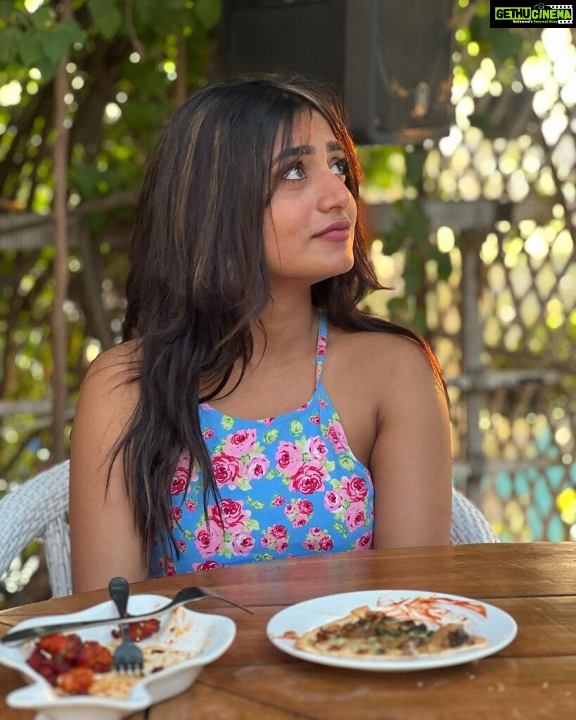 Nayani Pavani Instagram - "Laughter is brightest in the place where food is good." Olive Bistro - Hyderabad
