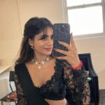 Nayani Pavani Instagram - Good things takes time 🖤 Beautiful outfit : @harinireddym 🫰🏻 Australia