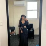 Nayani Pavani Instagram - Good things takes time 🖤 Beautiful outfit : @harinireddym 🫰🏻 Australia