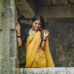 Nayani Pavani Instagram - You can't depend on your eyes when your imagination is out of focus .