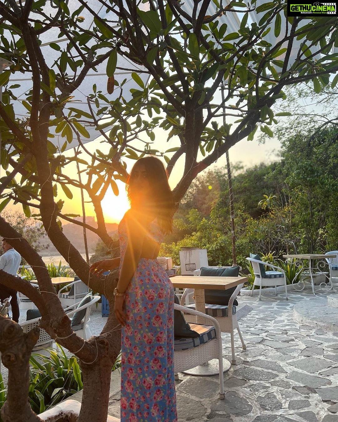 Nayani Pavani Instagram - "Laughter is brightest in the place where food is good." Olive Bistro - Hyderabad