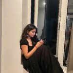 Nayani Pavani Instagram - Evelaloo neevu em chestu untavu 🙈🖤