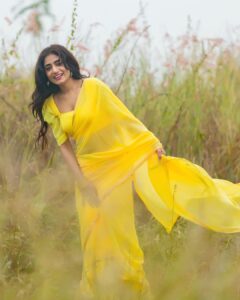 Nayani Pavani Instagram - 💛 📸 : @greeshraaga_photography Outfit : @pari.designers_ #nayanipavani