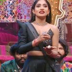 Nayani Pavani Instagram – Weekend specialš¤
Stylist – @greeshma_krishna.k
Label – @aarushireddylabel
Jewellery – @yuvi_collections
#nayanipavani #nayanipavaniBB7
#biggboss7telugu #starmaa #disneyplushotstar #bb7
#biggbosseason7 #nayanipavanionbbtelugu7