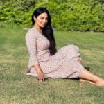 Neeru Bajwa Instagram - It’s like wearing poetry🤍 #shayar #april19 #emilyinparis #neeruinpunjab