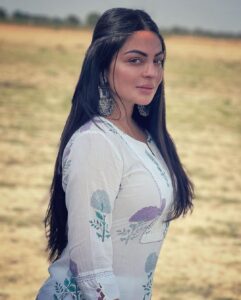 Neeru Bajwa Instagram - 🤍✍️🎥